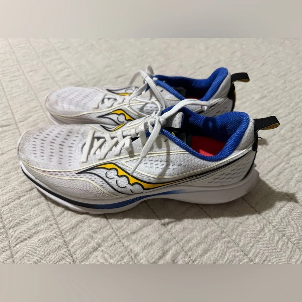 Saucony Kinvara 13 White and Blue Athletic Sneakers Men’s 8.5